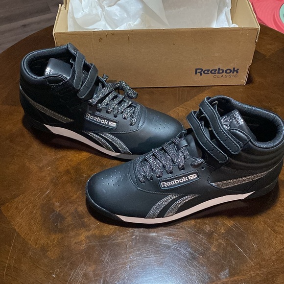 Reebok freestyle hi Black and Silver - Picture 3 of 6